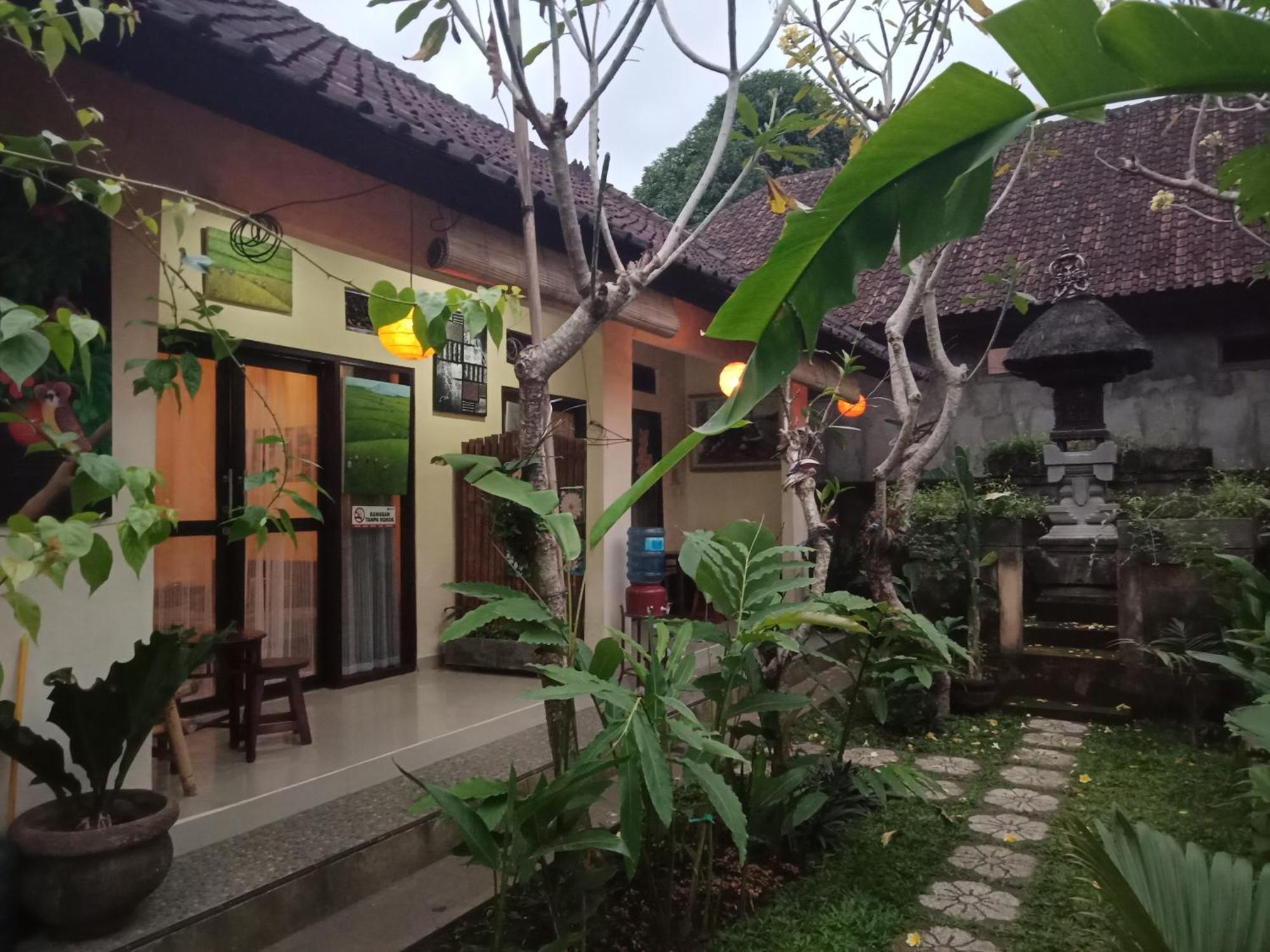 Bed and Breakfast Lionk Bali House Убуд Экстерьер фото